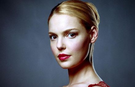 米蘭柏羽專業(yè)雙眼皮割開醫(yī)生康春雨、盧尚兵、雷狀等醫(yī)師資質(zhì)和技術(shù)對比大揭秘！