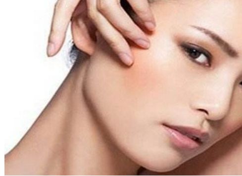 重塑雙眼皮的魅力，一位著名醫(yī)師的成功案例分享