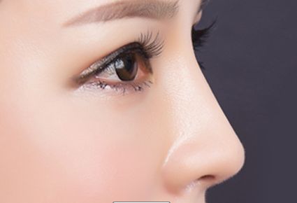 深圳整形醫(yī)院對(duì)比：公立還是私立，你該如何選擇？