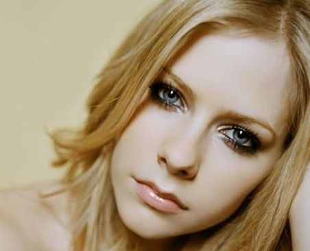 900醫(yī)院的美容科醫(yī)生名單及隆胸案例有哪些值得關(guān)注？