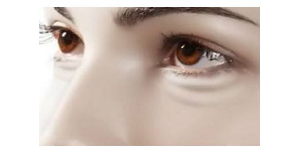 揭秘國內(nèi)頂尖的眼科醫(yī)生！這份十大眼整形專家名單將讓你大開眼界！