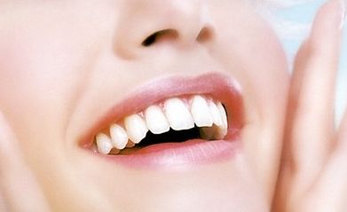 上海柴云專業(yè)雙眼皮整形技術(shù)，了解全切手術(shù)費(fèi)用