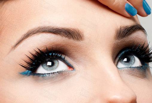 雅靚張春彥脂肪填充真的有效嗎？如何評價這項(xiàng)整形技術(shù)的效果與安全性？