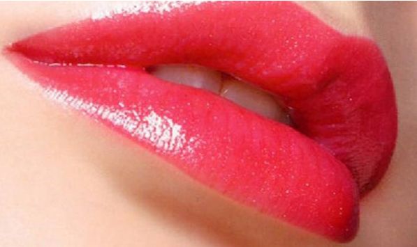 廣州曙光醫(yī)院去除眼袋完美方案揭秘，找出最佳醫(yī)生