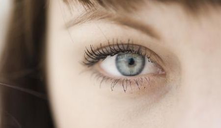 醫(yī)用技術(shù)精進(jìn)，協(xié)和醫(yī)院黃渭清雙眼皮術(shù)獨(dú)具潛力！附真實(shí)手術(shù)圖示，科學(xué)分析其優(yōu)勢。