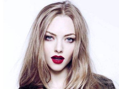 陳萬(wàn)芳：個(gè)人資料+自體脂肪豐胸案例引爆網(wǎng)絡(luò)熱議！