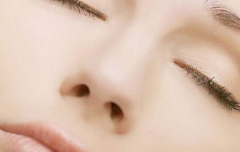 中山市2023年吸脂醫(yī)生綜合排名及費用情況揭秘！十大專家分析、真實案例詳解、價格清單大揭秘！