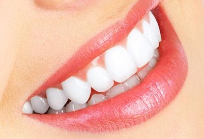 上海華山醫(yī)院激光祛斑價目表已上線！如何選擇適合自己的科室和醫(yī)生？是否值得一試呢？