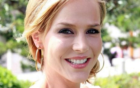 名流王莉莉的才能：融會貫通白內(nèi)障外科，青光眼針灸術(shù)！