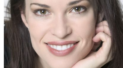 鄭大一附院整形科專家對比：王喜梅與劉林嶓，醫(yī)術(shù)特色及價(jià)格分享！