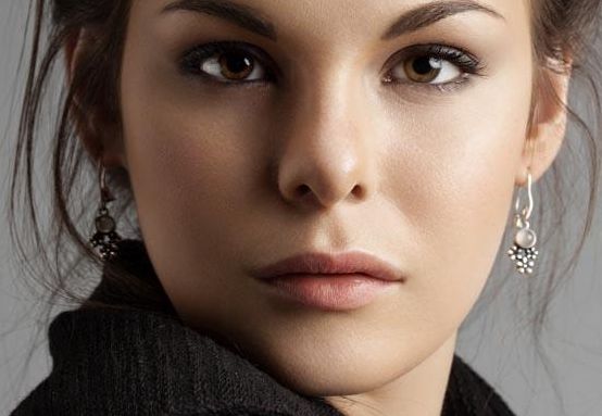 重慶華美陳德法醫(yī)生引領(lǐng)潮流，最新假體隆胸案例曝光