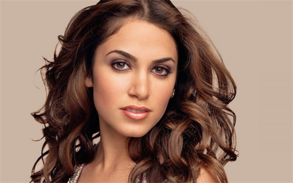 北京潞河醫(yī)院皮膚科醫(yī)生還擅長(zhǎng)哪些項(xiàng)目推薦？他們的技術(shù)水平如何？