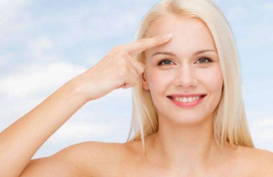 苗條手臂的選擇：磨礪最佳招數(shù)是吸脂還是溶脂療程？