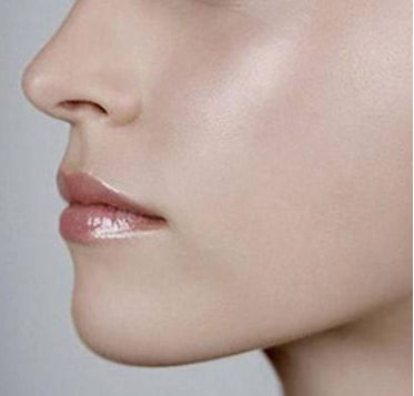 上海乳房整形領(lǐng)域的佼佼者，精選十大醫(yī)療機(jī)構(gòu)！東方醫(yī)院、薇琳、伊萊美優(yōu)勢(shì)剖析