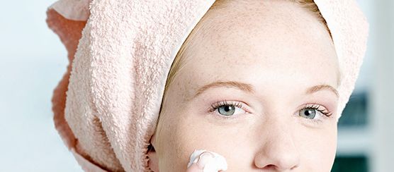 西安李威揚眼部手術(shù)成功，讓雙眼煥發(fā)新生