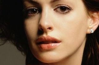 楊慶華醫(yī)生為您解析雙眼皮修復(fù)，資料案例與價(jià)格一網(wǎng)打盡！