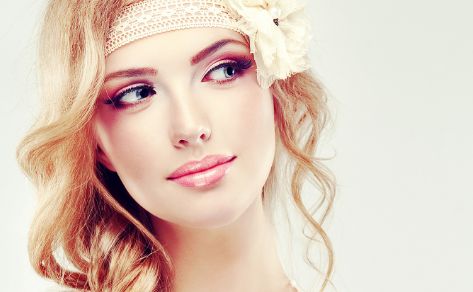 唇部注射玻尿酸后的持久效果與何因素相關(guān)？