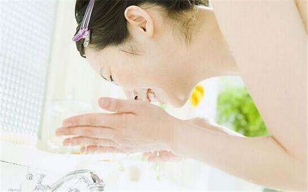 2023年深圳優(yōu)秀雙眼皮修復(fù)醫(yī)生盤點(diǎn)，5位眼部整形專家任您挑選