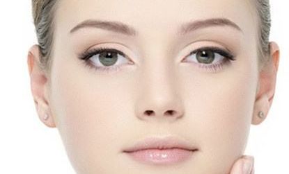 探秘！時(shí)下最火熱的雙眼皮手術(shù)方法，曾廣受贊譽(yù)的做雙眼皮醫(yī)師分享成功案例