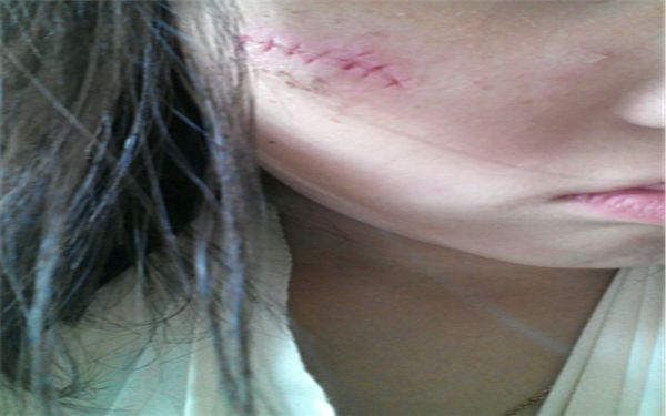 銀項(xiàng)鏈養(yǎng)護(hù)秘訣：輕松清洗煥發(fā)亮彩