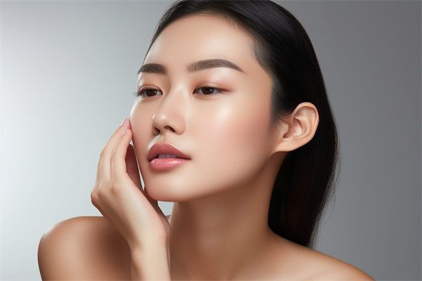 廣州美恩醫(yī)院鼻基底填充案例及價(jià)格分析