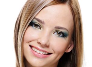 雙眼皮整形手術費用查詢，了解價格和手術過程！