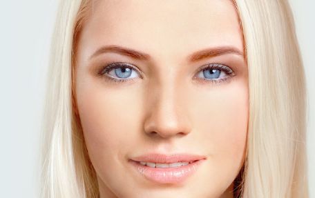 伊妍仕少女針全臉微整費用指南：價格高昂，效果體驗如何？