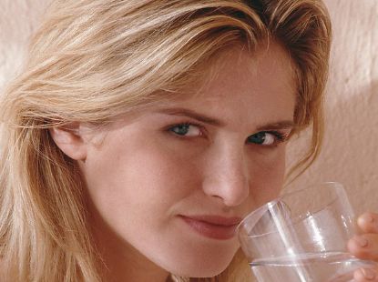 上海隆胸醫(yī)生技術(shù)水平盤點(diǎn)：權(quán)威名單不容錯(cuò)過(guò)