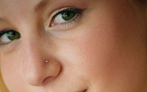 大學(xué)生網(wǎng)貸整形：手術(shù)前的騙局揭秘，另交全麻費被要求是真的嗎？