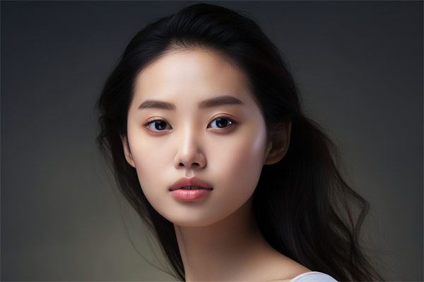 重慶新橋醫(yī)院眼部整形攻略：費用及真人案例分享