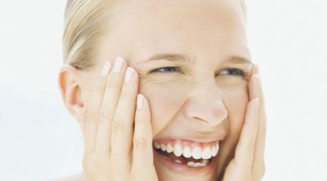 湘潭市中心醫(yī)院的美容科屬于專(zhuān)業(yè)，信譽(yù)好！