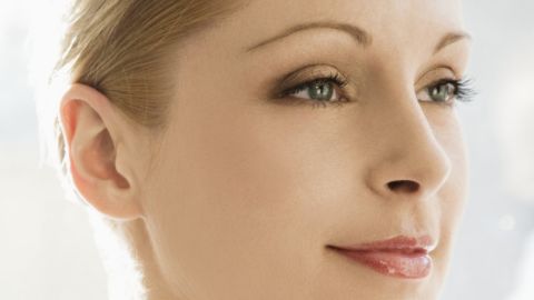 惠州鵬愛醫(yī)療美容醫(yī)院的醫(yī)生技術(shù)嫻熟，特色項(xiàng)目齊備