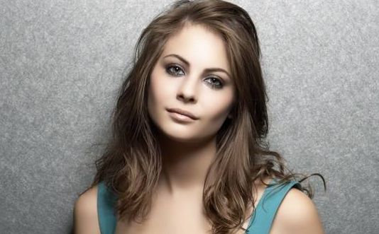 女生健身減肥，如何避免練出“金剛芭比”身材？