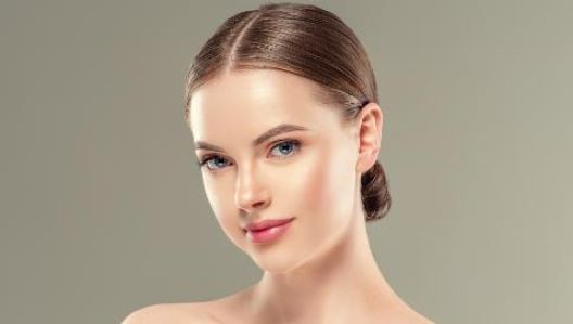 重慶星榮整形外科醫(yī)院專家李世榮醫(yī)生：專業(yè)技術(shù)、良好口碑讓你值得信賴