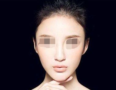 濟(jì)寧經(jīng)典祛斑醫(yī)院推薦，治療效果一覽無余