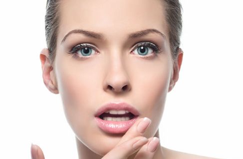 隆鼻前后正確護理指南：避免淤青和歪斜風險