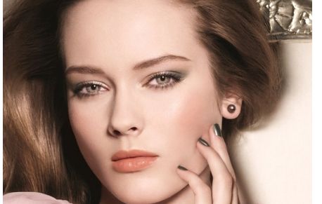 上海新視界眼科：3家分店實(shí)力揭秘，私立連鎖眼科專業(yè)服務(wù)揭秘