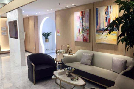 武漢芳華斯歌醫(yī)療美容門(mén)診部