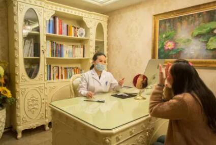 阜陽(yáng)華雅醫(yī)學(xué)美容機(jī)構(gòu)