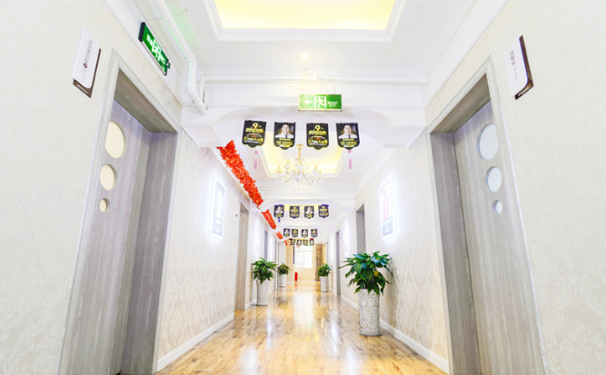 遂寧艾韓陽(yáng)光整形美容門(mén)診部