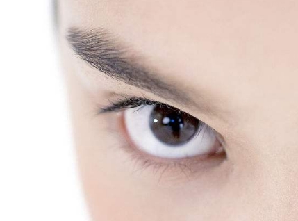 上海國(guó)產(chǎn)假體隆鼻醫(yī)生