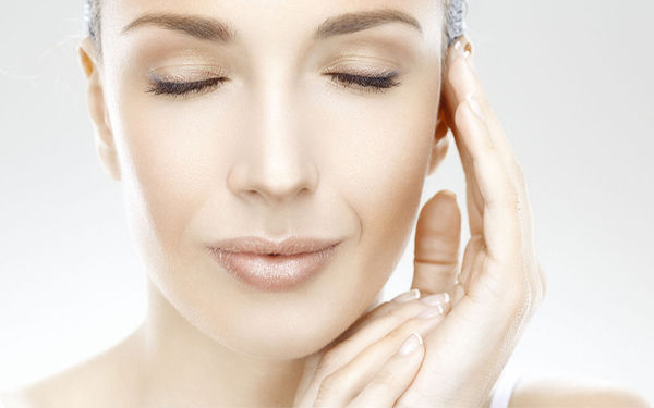 恩施隆胸整形醫(yī)院推薦：美容世界、自信醫(yī)療、時尚美妝、瑞恩醫(yī)院！一同探尋吧！