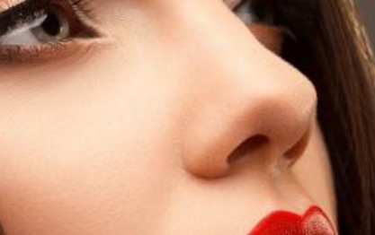 濟(jì)南祛斑整形醫(yī)院排名前八的絕佳選擇！海峽對(duì)決曹博士，實(shí)力超群