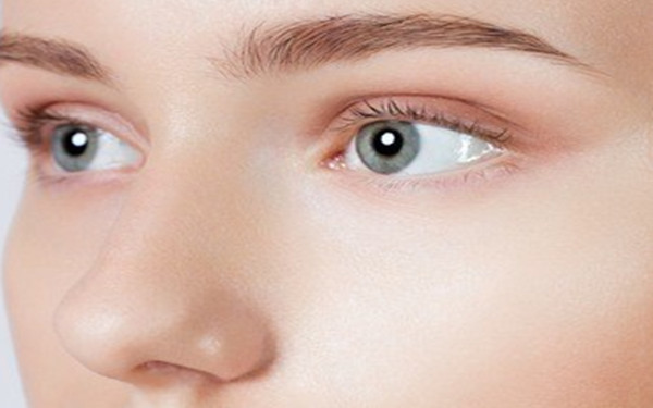 洛陽眼袋手術(shù)哪家醫(yī)院效果好？推薦這三家，公立和私立的比較！