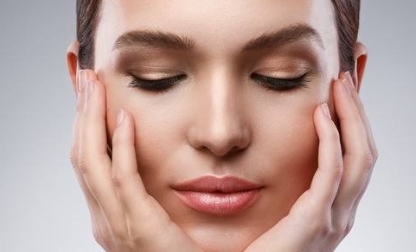 青島哪家雙眼皮醫(yī)院位列榜首？幸芳醫(yī)學整形醫(yī)院驚艷霸榜！