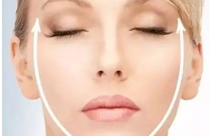 上海鼻小柱傾斜矯正術(shù)權(quán)威專(zhuān)家排名前五醫(yī)生！