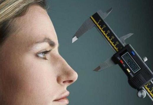 不要被營(yíng)銷號(hào)帶偏了，鼻骨矯正其實(shí)很簡(jiǎn)單