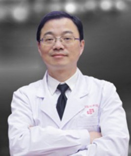  武漢中翰整形陳志鵬駝峰鼻矯正案例展示