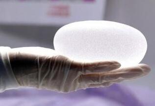 佛山醫(yī)博士硅膠隆胸