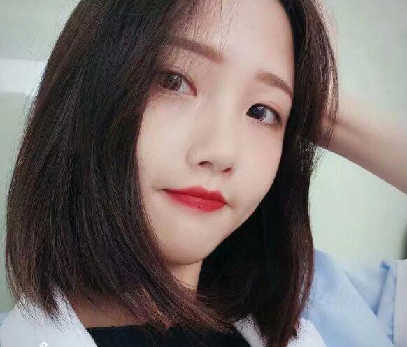 現(xiàn)在的我眼睛已經完全恢復了 現(xiàn)在的我眼睛已經完全恢復了